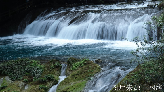 山泉水.jpg